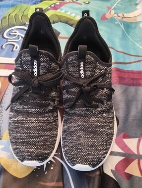 Adidas Cloudfoam memory foam Women’s size 8.5 8 1/2 black sneakers shoes
